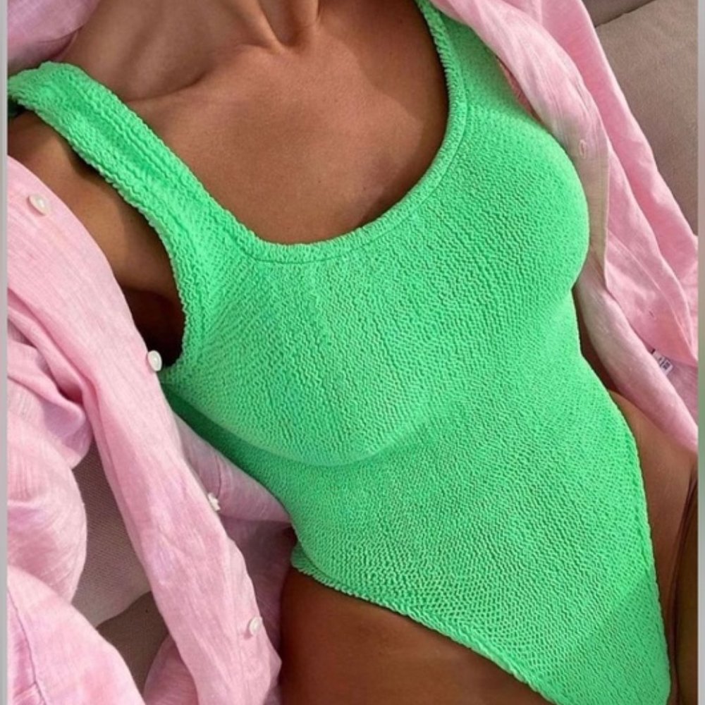 HUNZA G Square-neck High-cut One-piece Swimsuit in Lime Size OS